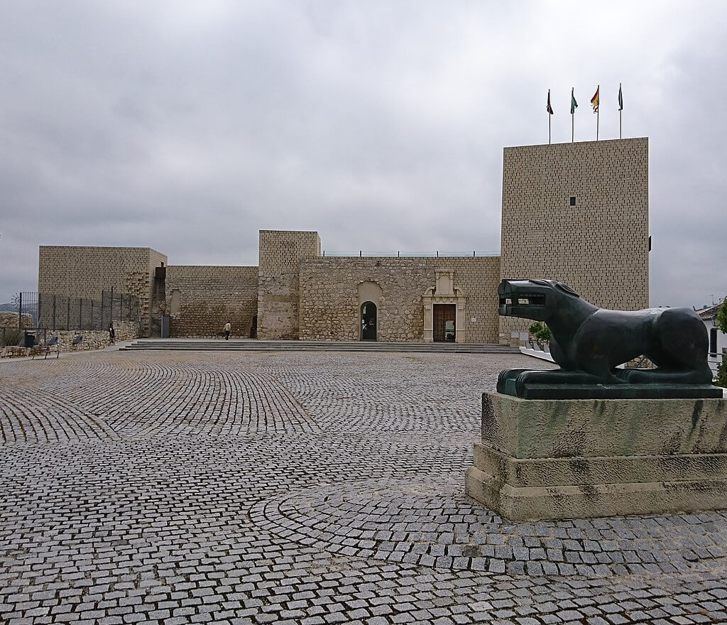 Castillo baena, aventur guia de turismo